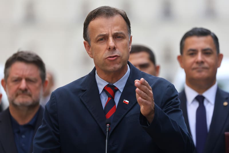 El Delegado Presidencial se abre a la posibilidad de que la UC reciba hinchas de Boca Juniors. Foto: Aton.