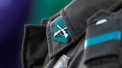 Dan de baja a tres carabineros vinculados a tráfico de armas y municiones