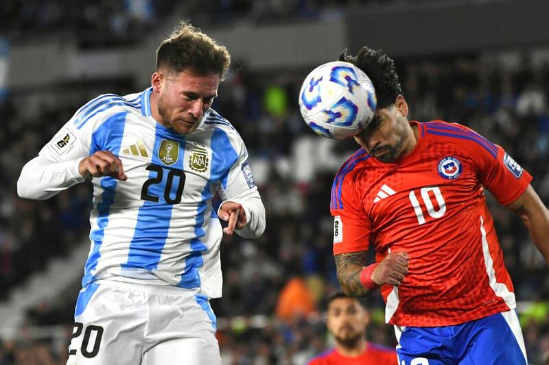 El Chile vs. Argentina despierta poco interés al otro lado de la Cordillera. Foto: Agencia Aton.