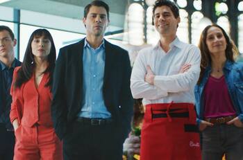 Es actriz de Nuevo Amores de Mercado, tuvo dos fallidos y mediáticos matrimonios y hoy está comprometida con su novio holandés