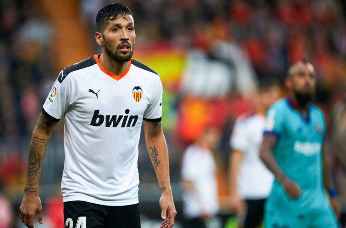 Ezequiel Garay es el primer futbolista con coronavirus en la Liga española