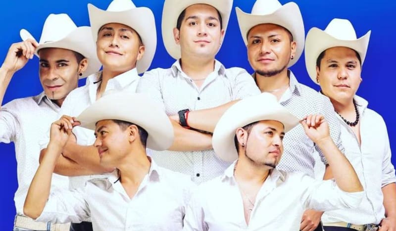 condenaron los hechos de violencia que se registraron en fonda de Lo Barnechea.