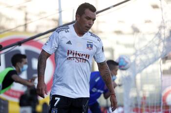 Club Social y Deportivo Colo Colo: "Las palabras de Esteban Paredes nos duelen"