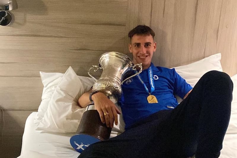 Durante su etapa en San Marcos de Arica. Fue campeón de la Segunda División en 2022. Foto: Instagram Rodrigo Auzmendi.