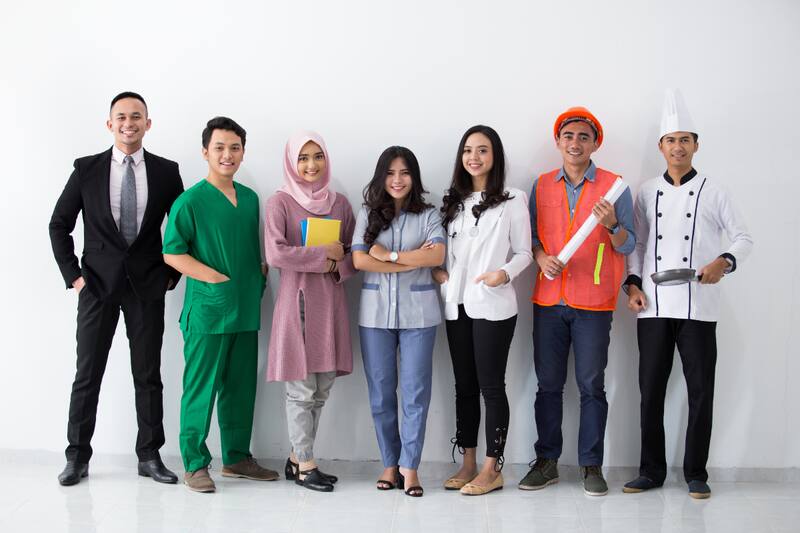 Revisa los datos sobre las carreras con mayor demanda.