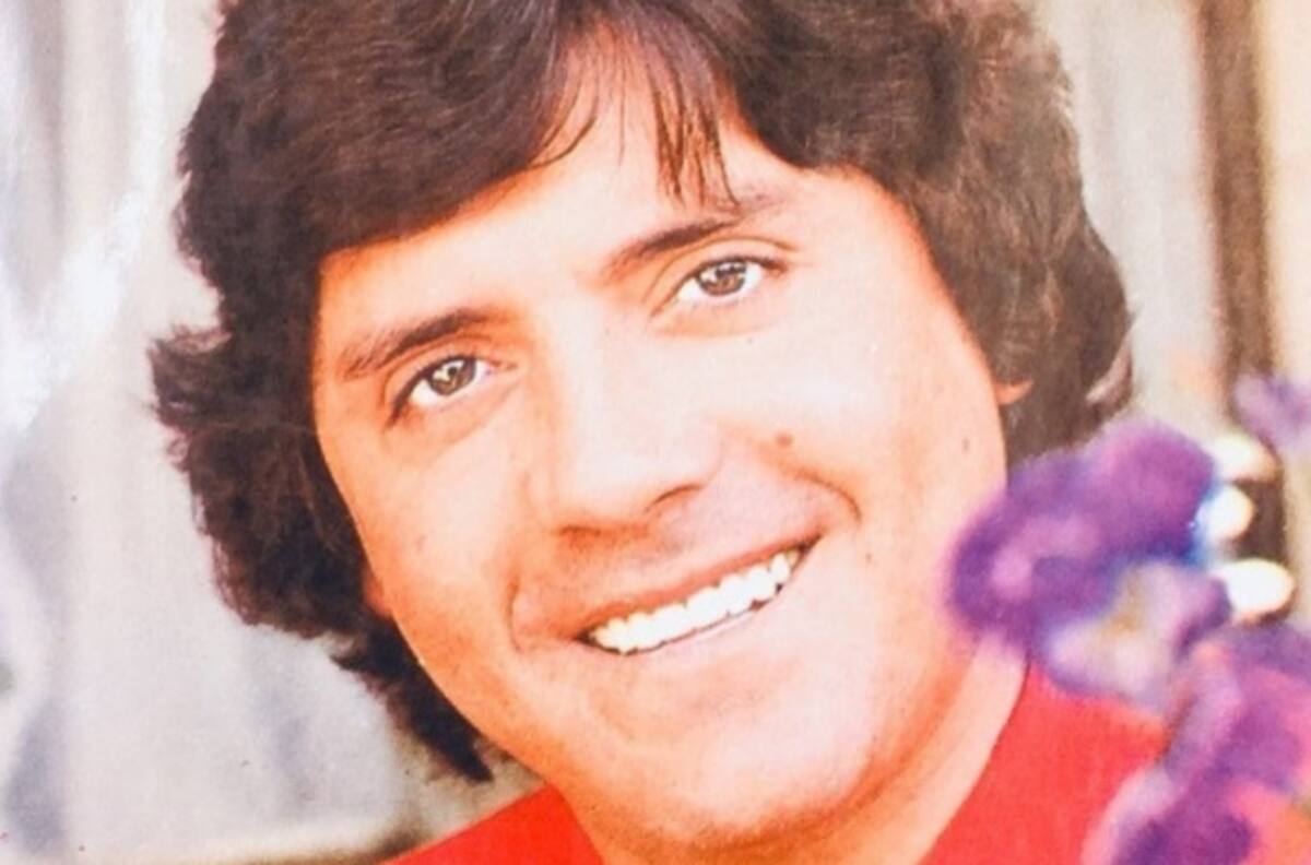 Pese a que la canción no es de él: Los memes y reacciones que se tomaron redes sociales recordando a Zalo Reyes y “Un ramito de violetas”