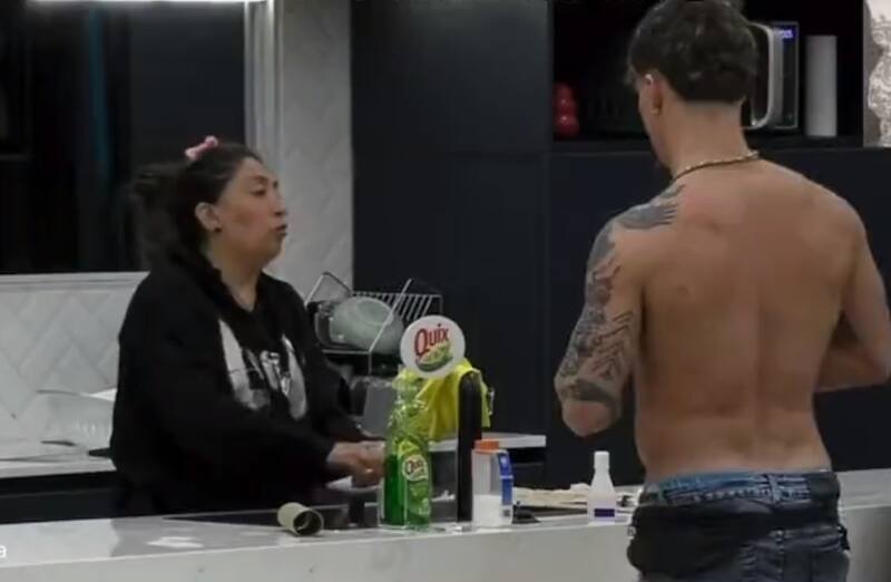 Pincoya y Raimundo Cerda tienen seria conversación en "Gran Hermano" Chile.