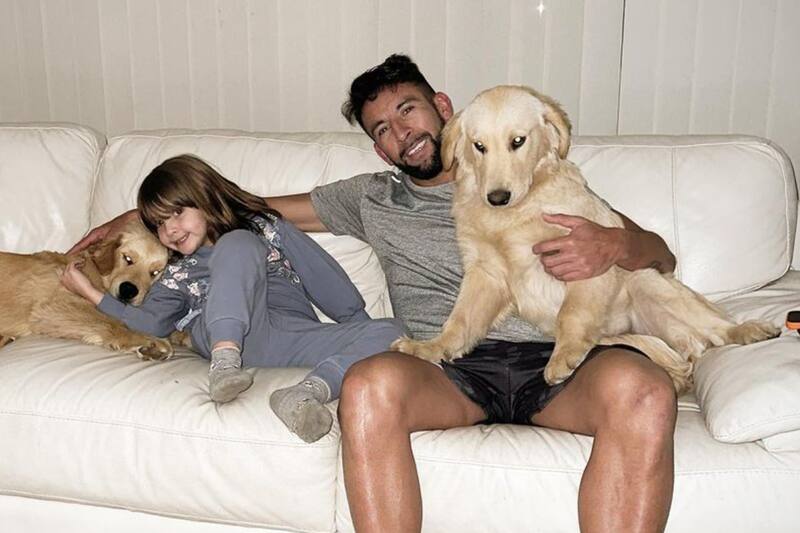 La tierna y cercada despedida de Mauricio Isla y Luz Elif.