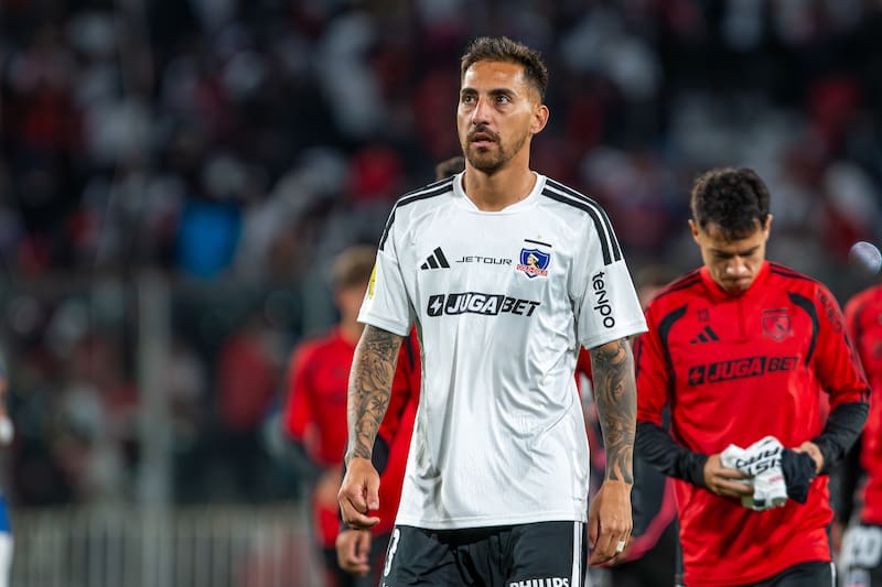 El delantero genera bastantes dudas por su actual momento en Colo Colo. Foto: Felipe Escobedo/En Cancha