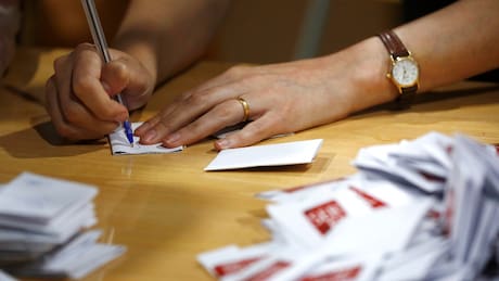 ¿Saliste vocal de mesa en las elecciones? Estas son las razones válidas para excusarte ante el Servel