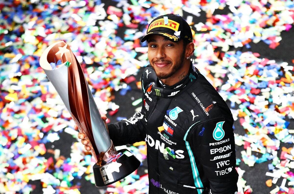 El primer mensaje de Lewis Hamilton tras contagiarse de COVID-19