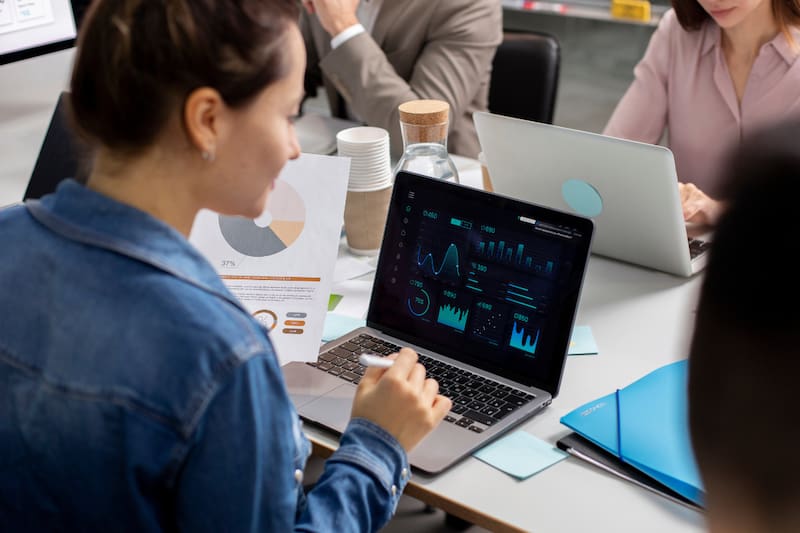 ChatGPT ofrece una alternativa más ordenada para encontrar trabajo.