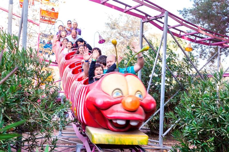 Jornadas de mucha entretención para toda la familia son las que ofrece el parque Mampato en sus instalaciones.
