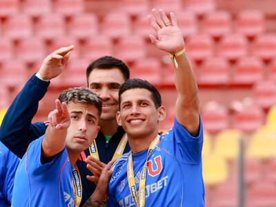 “Hijos de...”: el provocador mensaje del camarín de la U a Colo Colo en la Supercopa