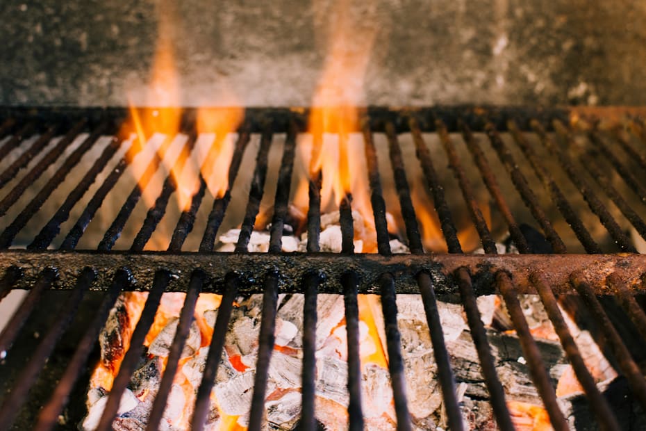 Cada día son más las personas que optan por dejar la carne o disminuir su consumo, buscando alternativas vegetarianas. Créditos: Freepik