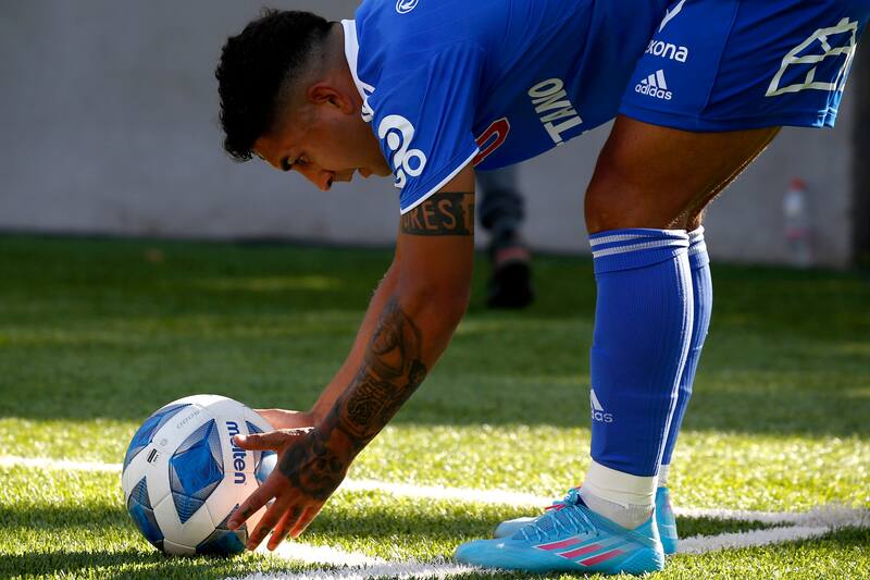 quedó sin club tras su frustrado arribo a Europa.