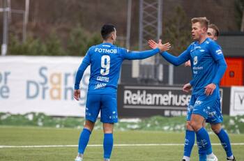 VIDEO | Niklas Castro volvió con todo a las canchas en Europa: golazo para comenzar la pretemporada