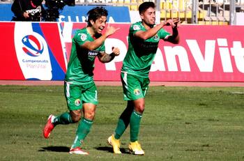 Audax Italiano superó por la cuenta mínima a Antofagasta y quedó a un punto de los líderes del Campeonato Nacional