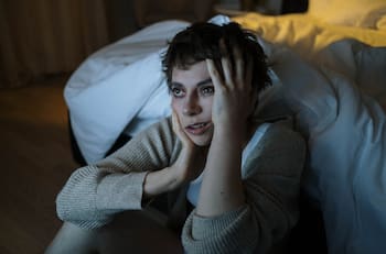 Harvard advierte que este tipo de trabajo puede aumentar el insomnio