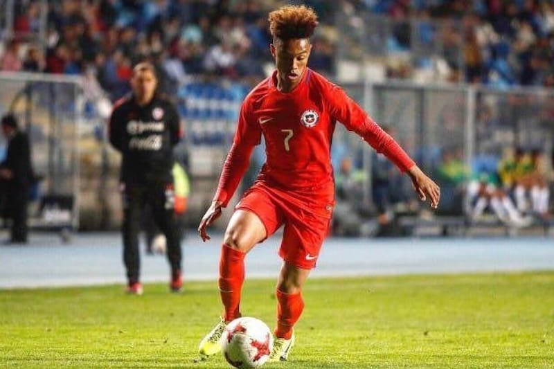 El delantero chileno-cubano firmó en el fútbol brasileño. Foto: Instagram Pedro Campos.