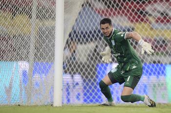 VIDEO | Notable: Gabriel Arias salvó a Racing Club de Avellaneda con dos grandes tapadas