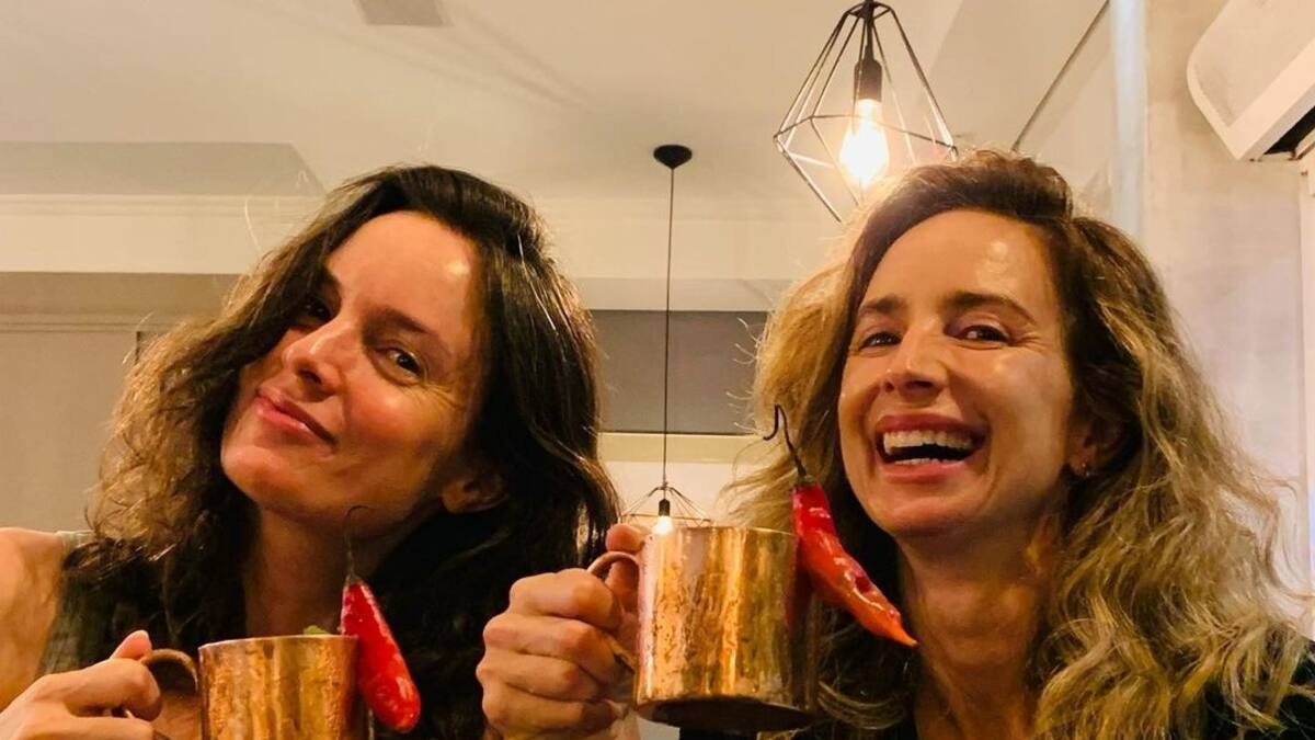 Con inédita fotografía de su infancia: María José Prieto entregó sentido saludo de cumpleaños a su hermana, Angela Prieto