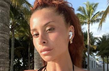 "Este me tiene embobada": Cami Gallardo maravilló las redes sociales con tiernas fotografías junto a su hermanito menor, Santi