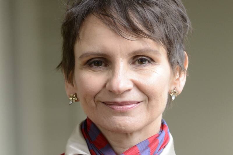 La ahora exministra anunció su renuncia.