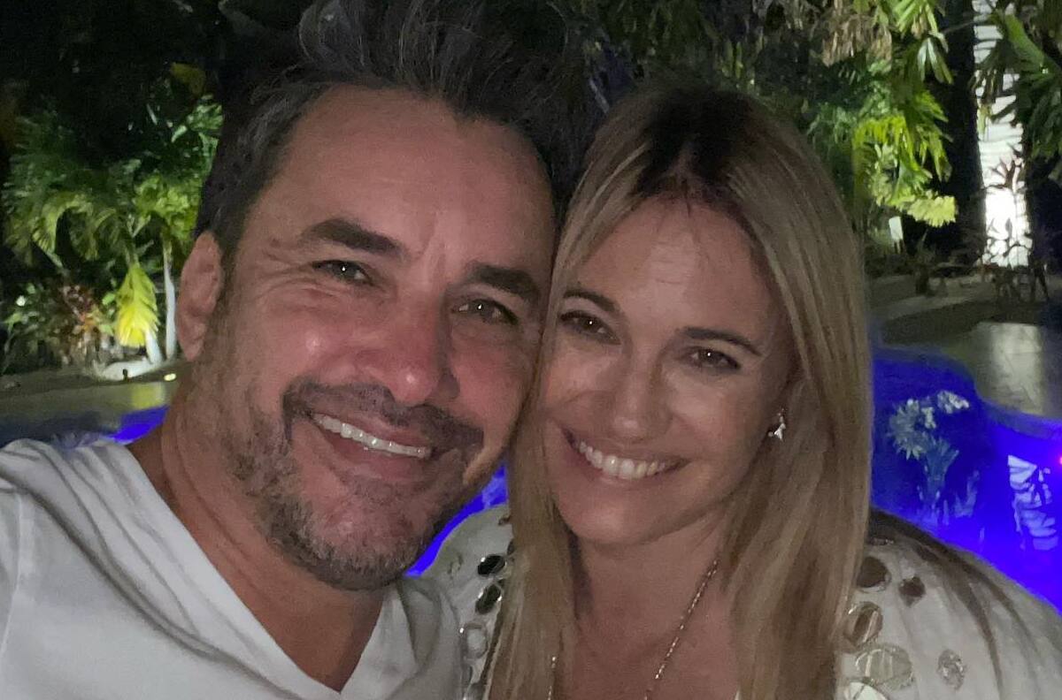 "Qué orgullosos estamos de ti": Douglas festejó con tierna fotografía la graduación de su hija, Julieta