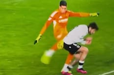 VIDEO | Lo pidió Fernando Ortiz: la curiosa jugada que protagonizó Esteban Andrada en España y está dando que hablar