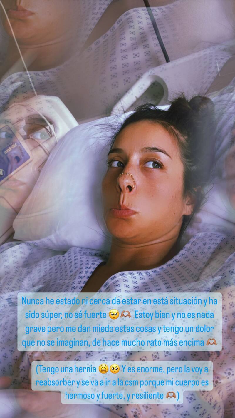 se encuentra internada en un centro de salud.