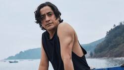 Lo vistió de pascuense: Fernando Godoy celebró el bautizo de su hijo, Nalu