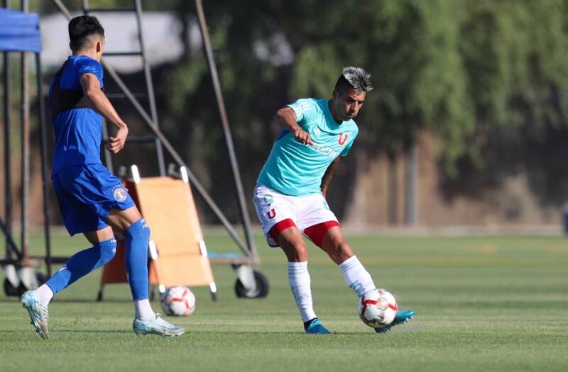 El equipo de Gustavo Álvarez enfrentó su primer partido de la pretemporada. Foto: Comunicaciones UCH.