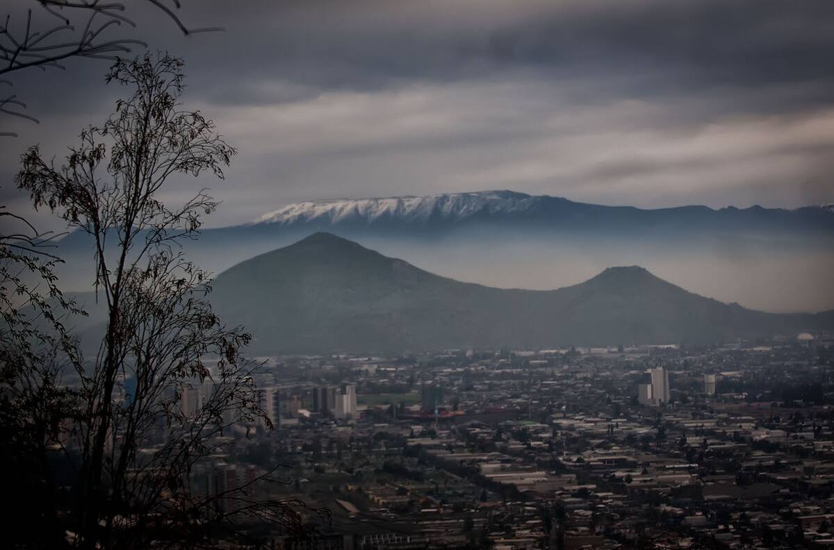 El tiempo en Santiago: nubosidad parcial y bajas temperaturas para hoy 1 de julio