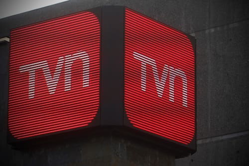 Iba a ser un éxito: Era el programa más esperado de TVN, pero crisis económica los obligó a suspender el proyecto