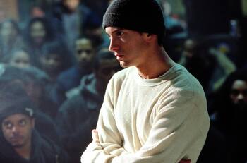 Esta es la recordada película protagonizada por Eminem e inspirada en su vida que puedes ver en Netflix