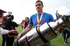 Michael Clark y futuro de Gustavo Álvarez: “Son rumores de gente colocolina, que dicen ser de otros clubes”