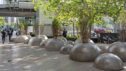 Drástico cambio: Así quedaron las polémicas esferas del Costanera Center tras intervención