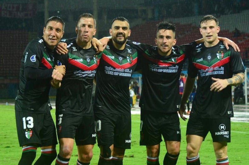 Jugadores de Palestino posando para la fotografía en la goleada ante Estudiantes de Mérida por Copa Sudamericana.