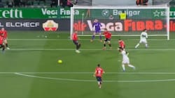 VIDEO | ¡En qué estuvo! La gran chance que erró Lucas Cepeda en Elche