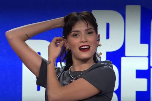 La ganadora de Gran Hermano mostró su oreja tras almohadazo de Raimundo Cerda.