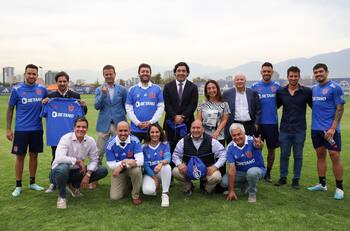 Sorpresiva visita en el CDA: ¿Qué hacían 7 políticos en las dependencias de la U?