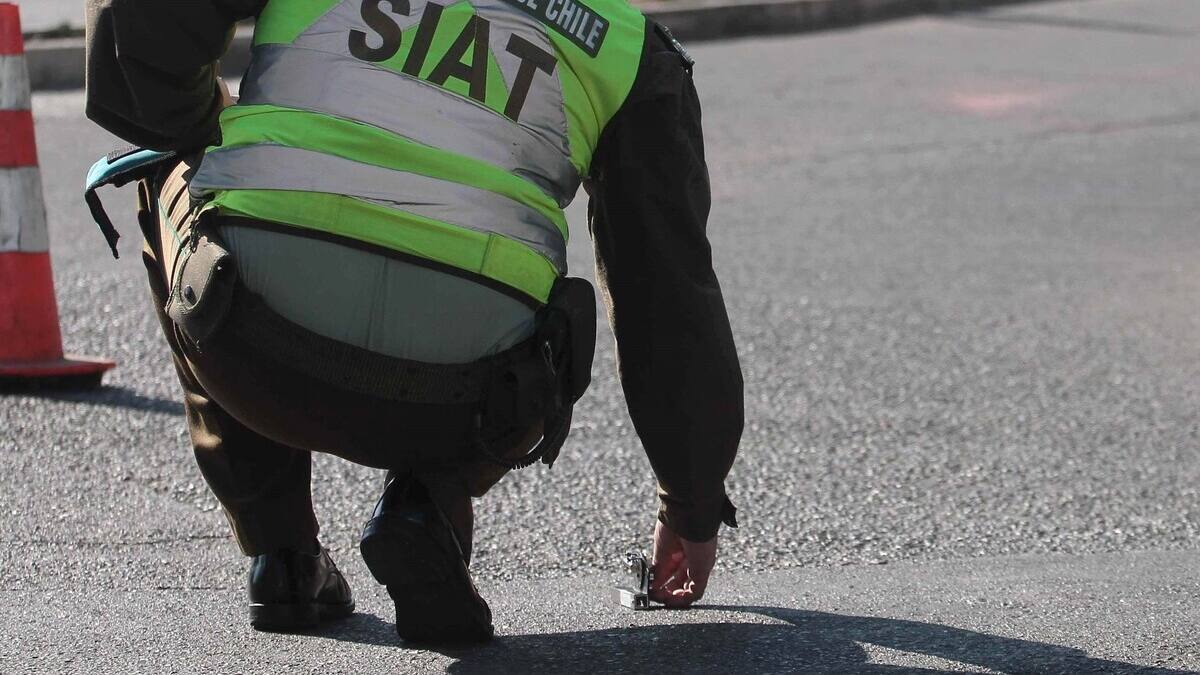 Alto Hospicio: conductor murió tras chocar su auto contra rampla de camión durante bloqueos de rutas