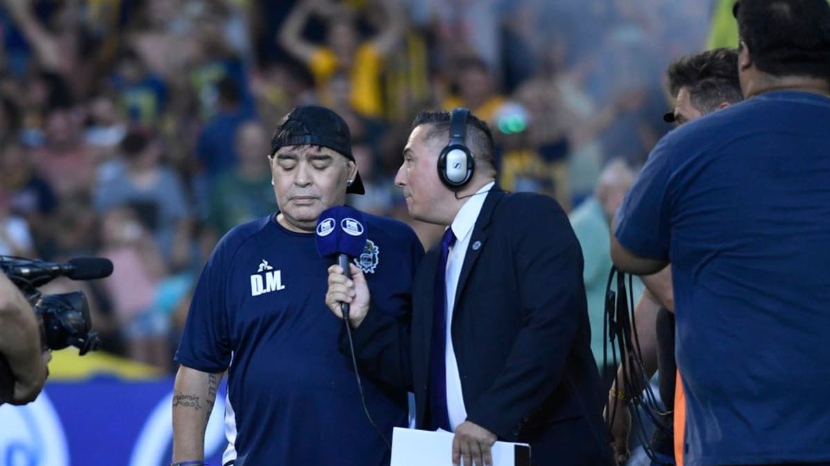 Diego Armando Maradona juró no abandonar el barco: "Voy a renovar en Gimnasia"