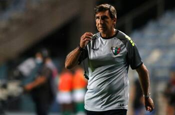 ¿Se va de Palestino? Gustavo Costas se posiciona como principal candidato para asumir a Bolivia