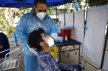 Ómicron BA.2: ¿En qué se diferencia  esta subvariante con su "madre" Ómicron?