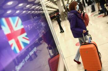 Nueva variante Coronavirus: Las características de la cepa de Covid 19 que ya llegó a Chile