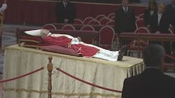 VIDEO | Muerte de Benedicto XVI: Así se está desarrollando la masiva despedida al Papa emérito