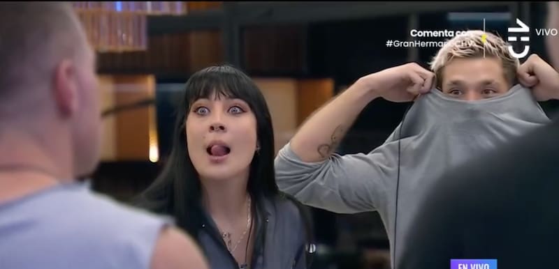 Gemelas Abello revelan su identidad.