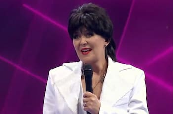 "Tengo la suerte de tenerla": Andrea Tessa se quebró al recordar a su madre en su interpretación en "The Covers 2"